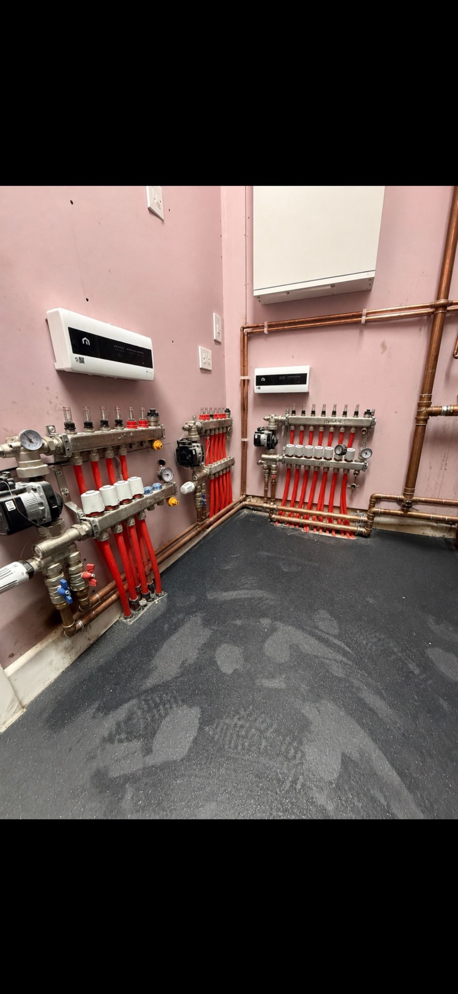 UFH manifold setup with dual zones