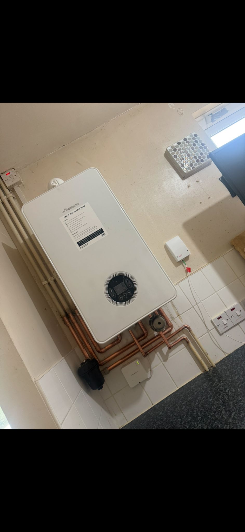 Worcester Bosch kitchen boiler install